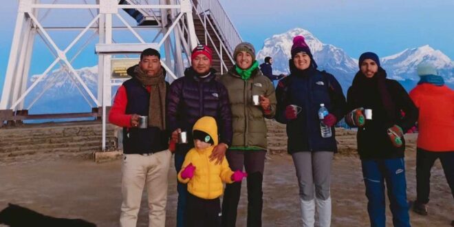 Ghorepani-Poon-Hill-Family-Trek